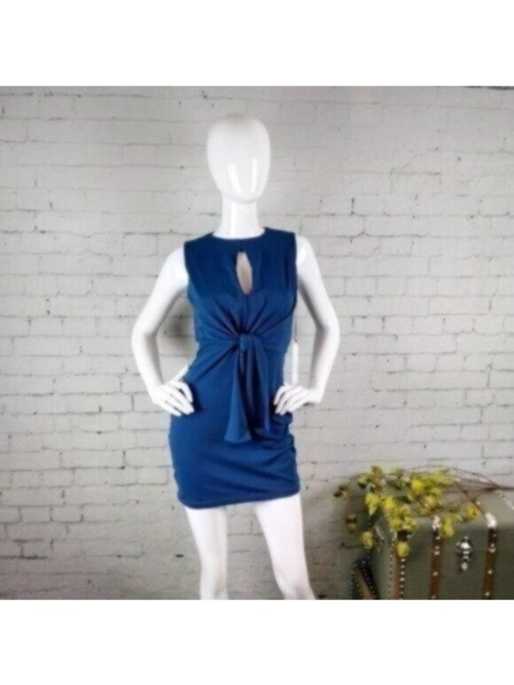 Susana Monaco Keyhole Front Tie Mini Dress Impereal Blue Small